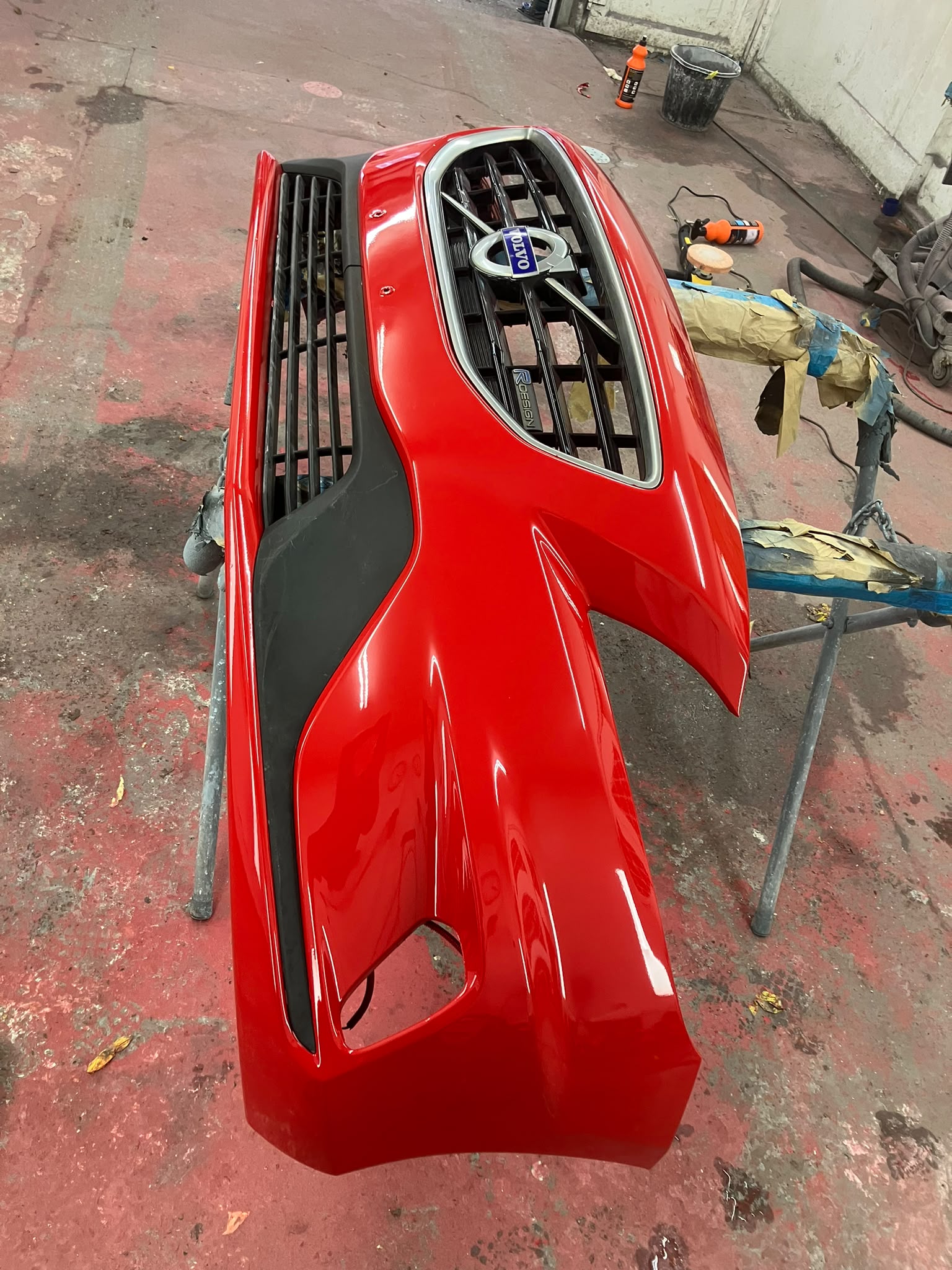 Vehicle bodywork and paint repair in the SP Vehicle Repairs workshop, image 8