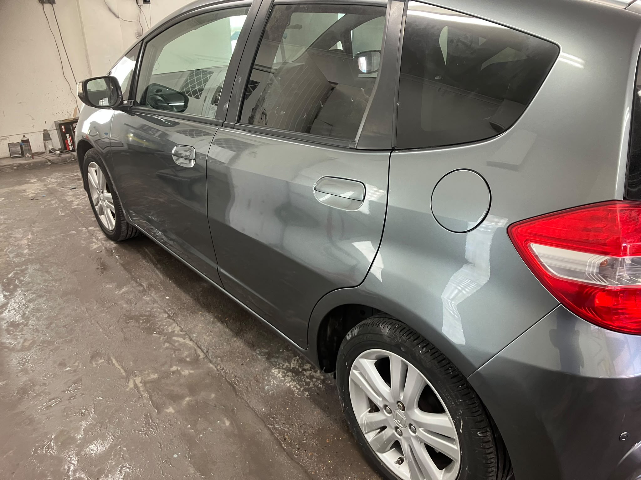 Vehicle bodywork and paint repair in the SP Vehicle Repairs workshop, image 10