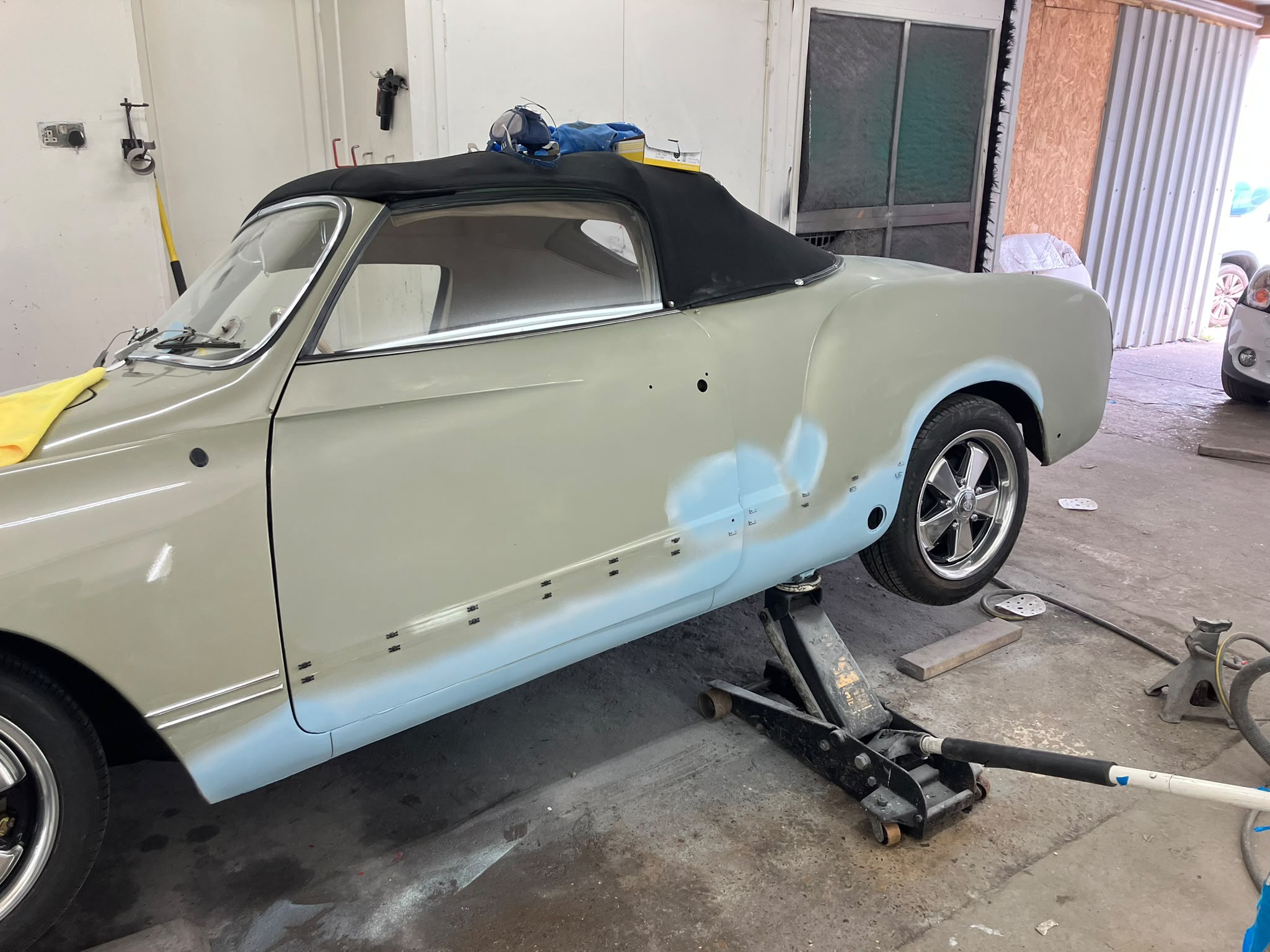 Vehicle bodywork and paint repair in the SP Vehicle Repairs workshop, image 43