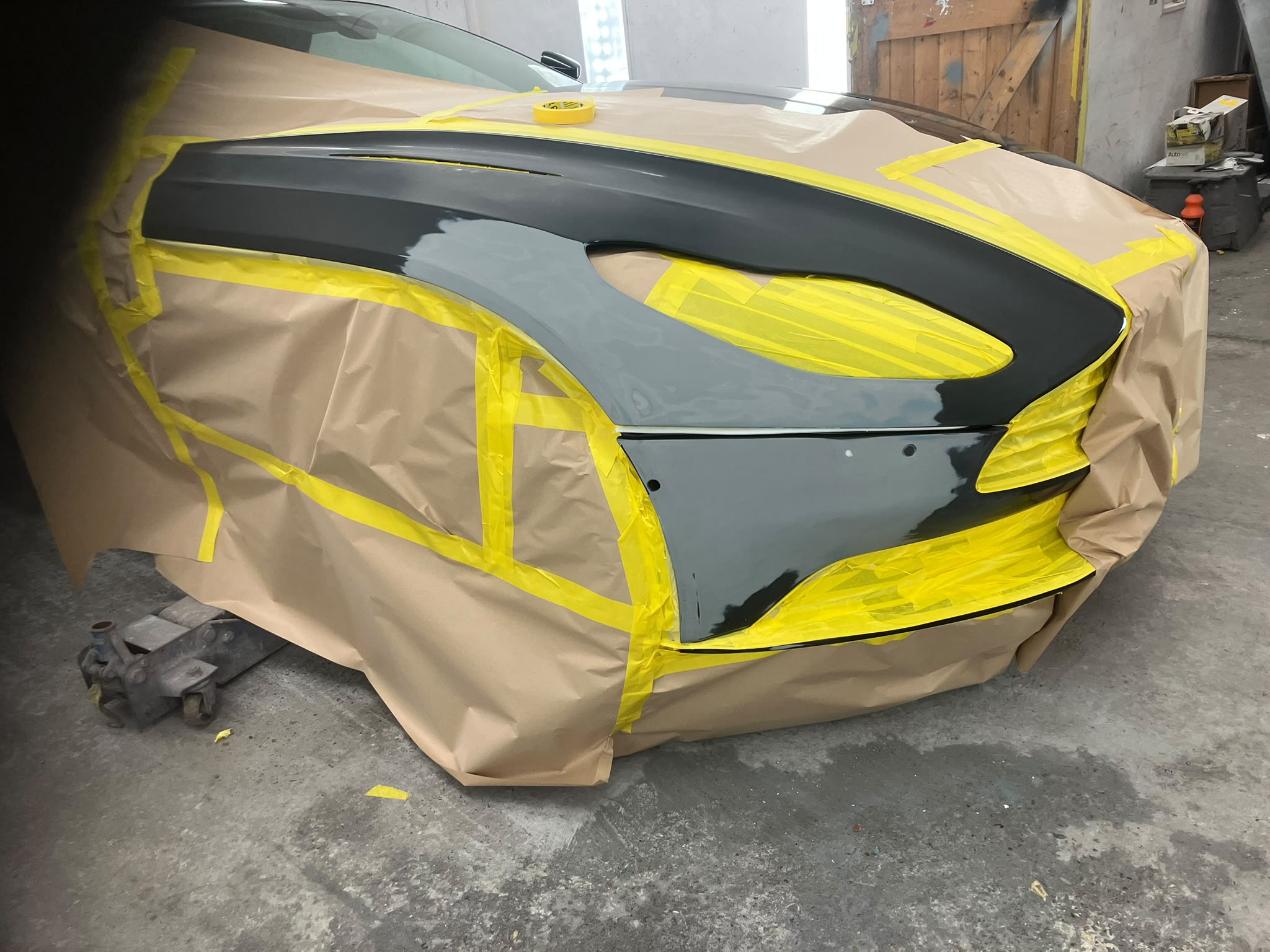 Vehicle bodywork and paint repair in the SP Vehicle Repairs workshop, image 71