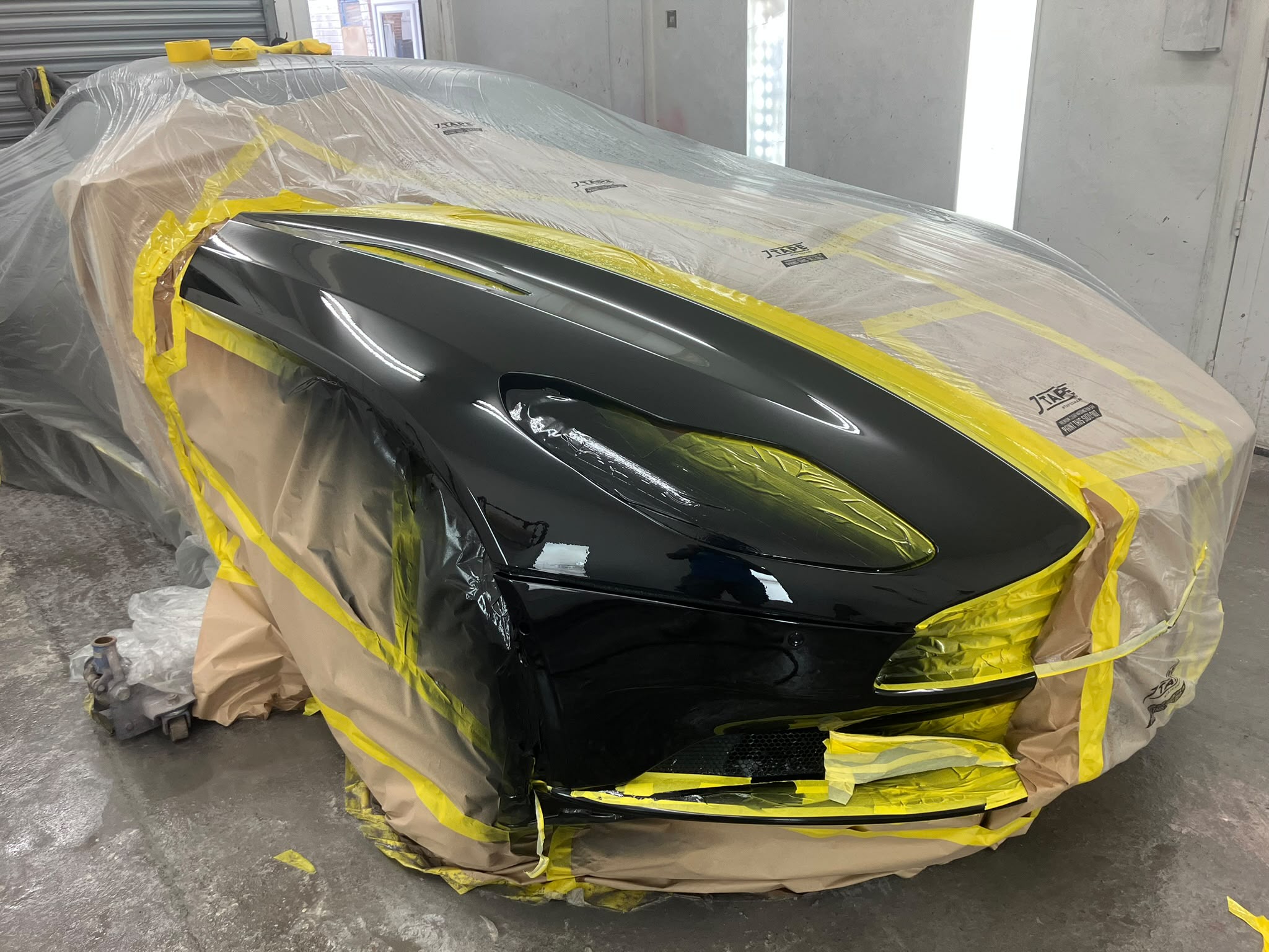 Vehicle bodywork and paint repair in the SP Vehicle Repairs workshop, image 74