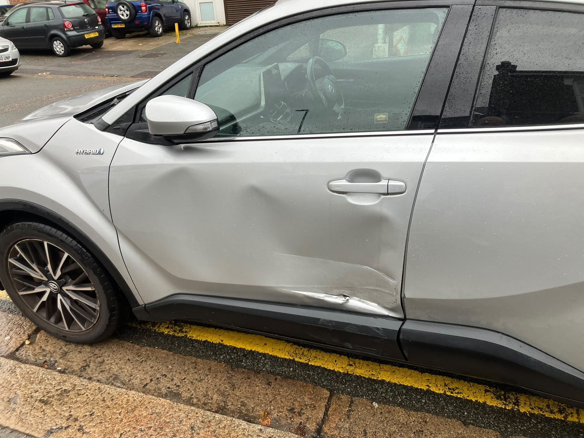 Vehicle bodywork and paint repair in the SP Vehicle Repairs workshop, image 77