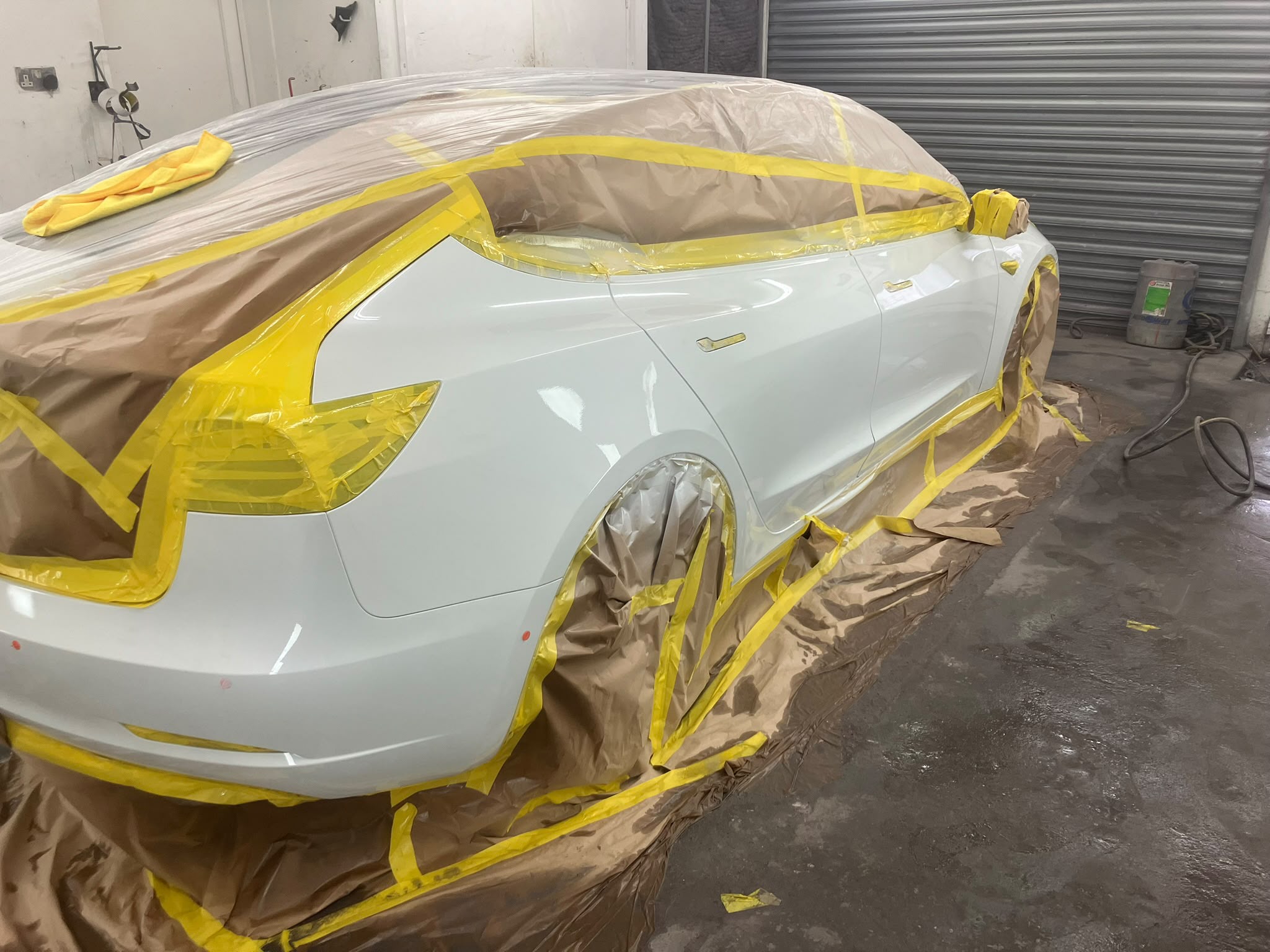 Vehicle bodywork and paint repair in the SP Vehicle Repairs workshop, image 79