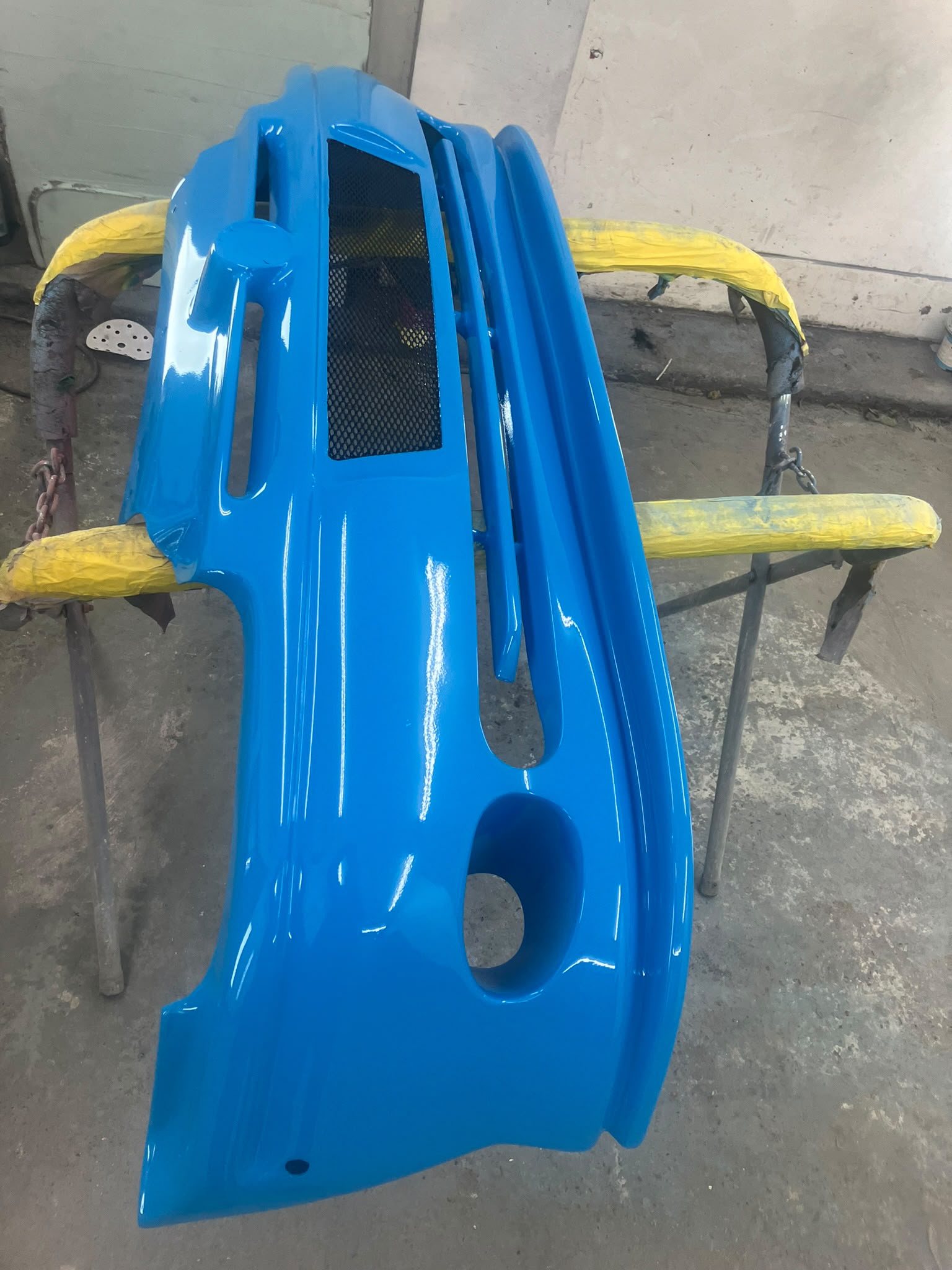 Vehicle bodywork and paint repair in the SP Vehicle Repairs workshop, image 106