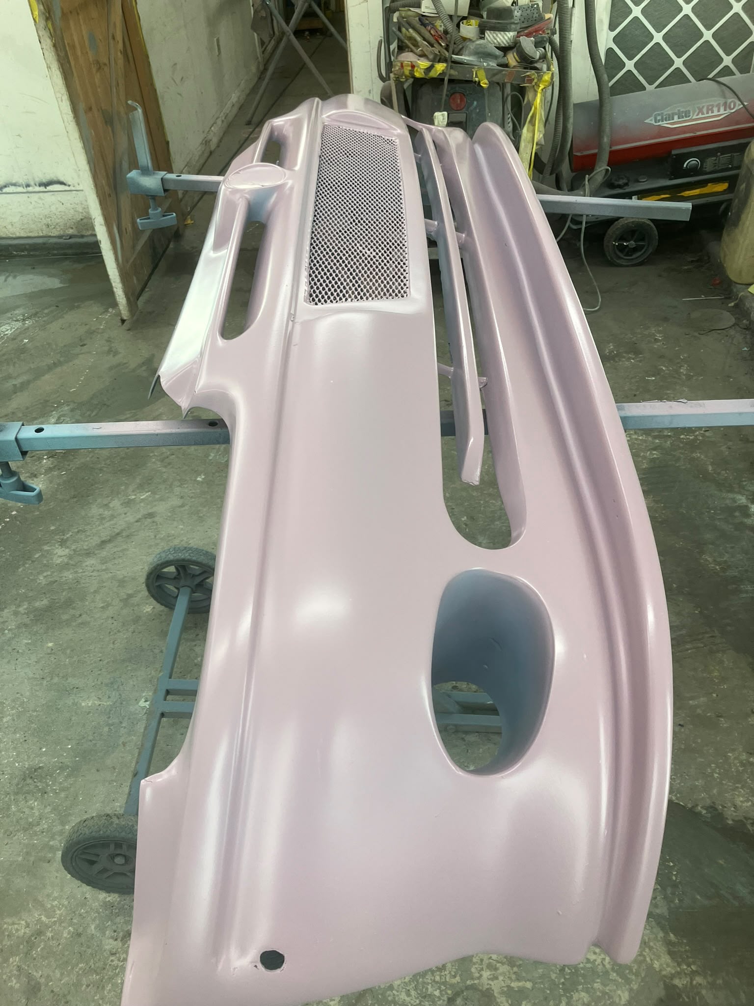 Vehicle bodywork and paint repair in the SP Vehicle Repairs workshop, image 108