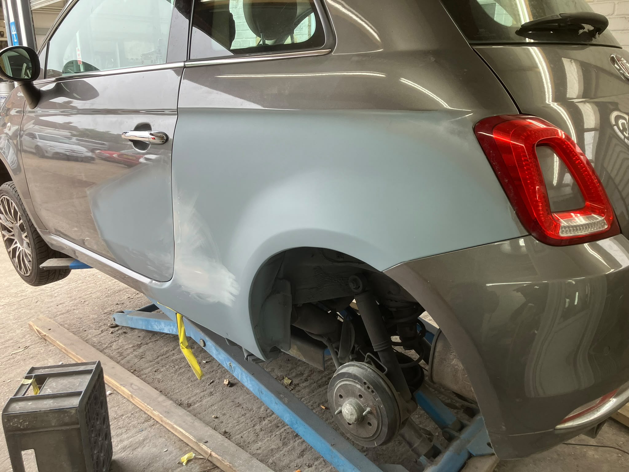 Vehicle bodywork and paint repair in the SP Vehicle Repairs workshop, image 109