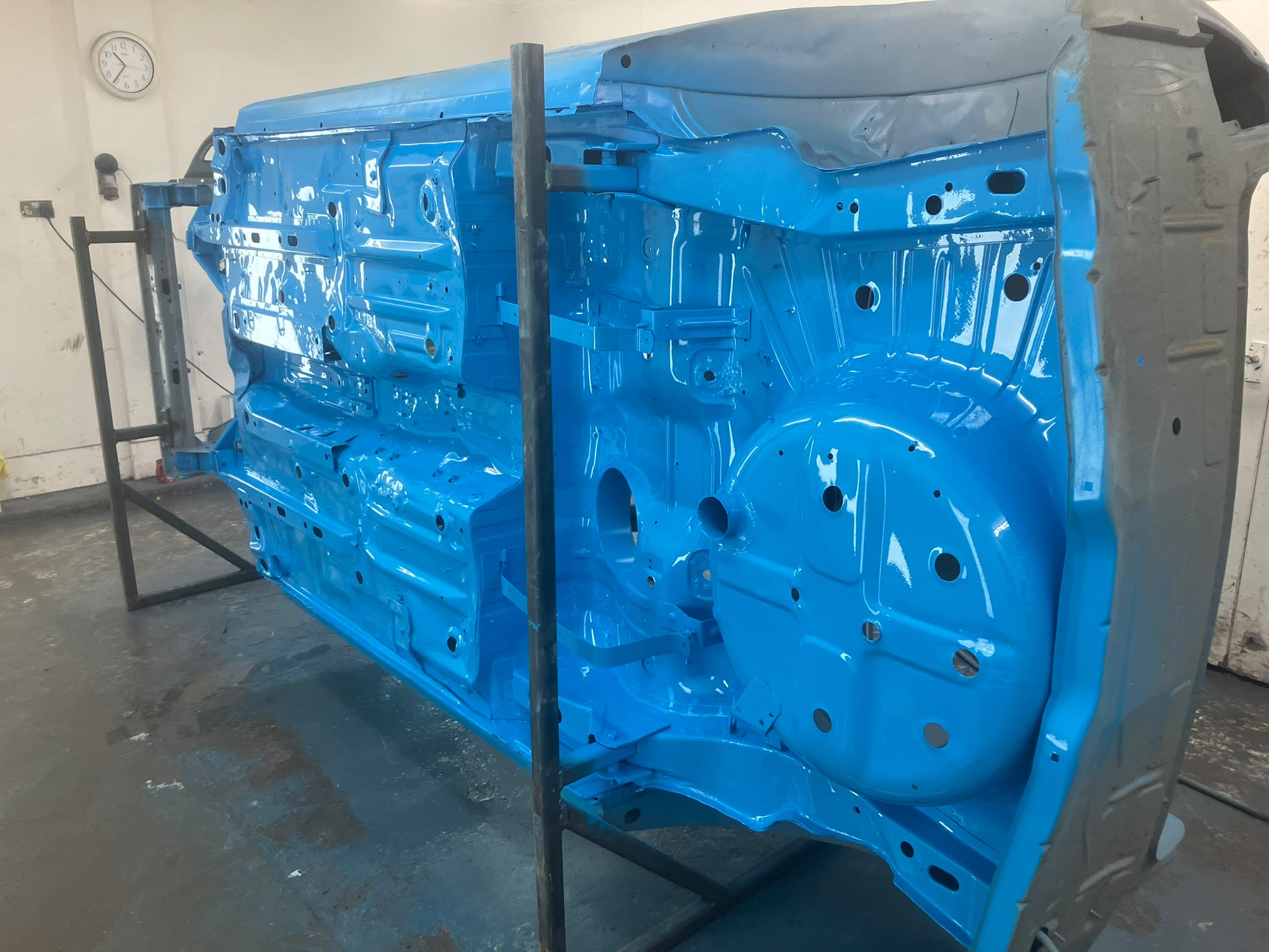 Vehicle bodywork and paint repair in the SP Vehicle Repairs workshop, image 110
